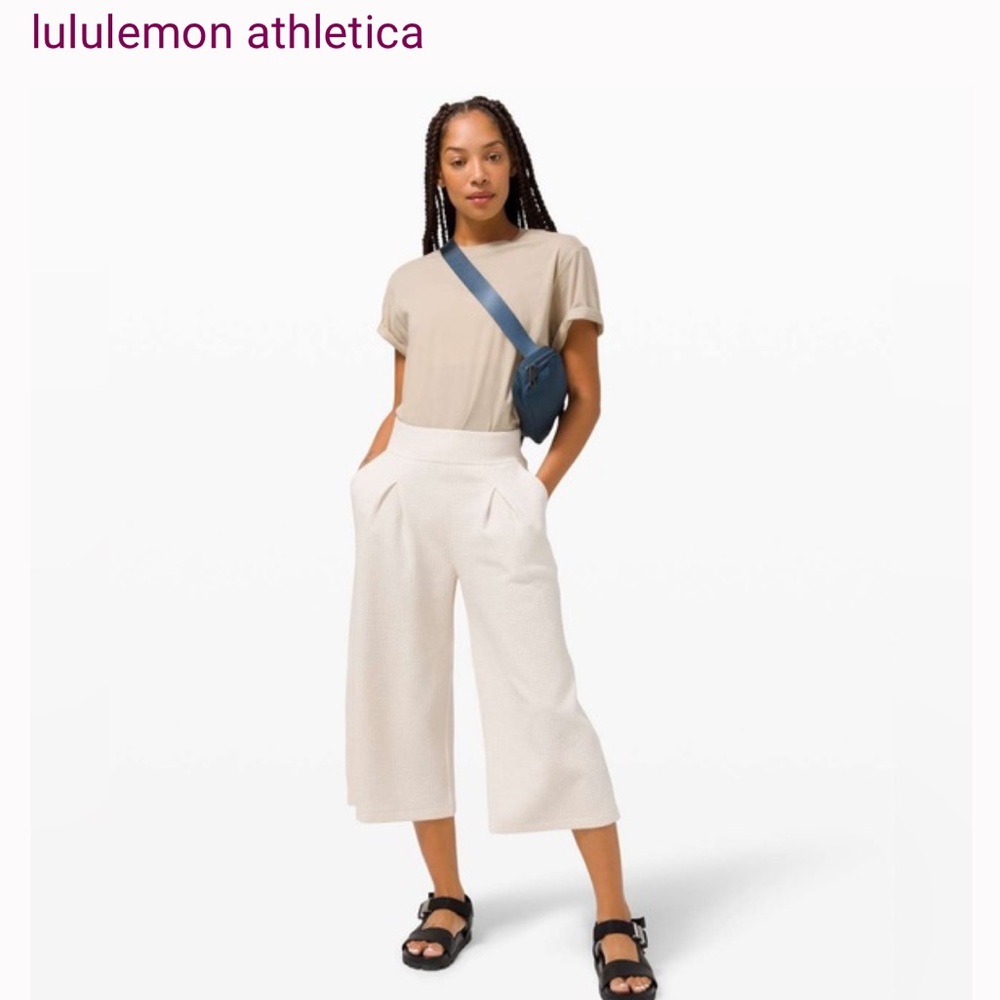 Lululemon Can You Feel the Pleat Cropped Lounge Pants